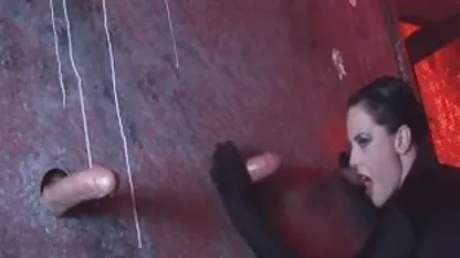 Deutsches Mädchen mit einer großen Beute hat Sex kostenlose deutsche sex videos in einer Pose von Doggy Style