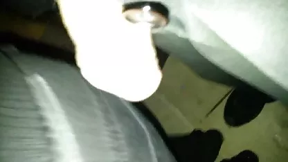 Das Mädchen schaute auf die Handarbeit ihrer Freundin und masturbierte sich german home porn ein wenig