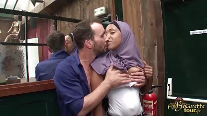 Die leidenschaftliche Sheila hat den Penis ihres Mannes deutschsprachige hd pornofilme gelutscht
