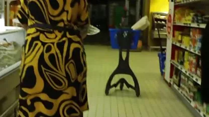 Sexy Mädchen in einem Badeanzug gratis deutsche ponos gab in den Arsch hartnäckig hahal