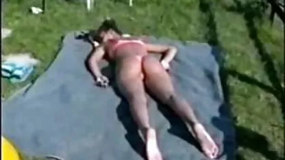 Ein Mann fickt eine weiße und eine schwarze Frau in geile deutsche porn verschiedenen Posen