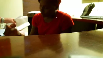 Geck knurrt First-Person ziemlich blond german dirty talk free porn