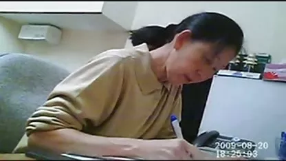 Junge Mädchen hatten einen Dreier mit einem erfahrenen Hengst deutsche promi porn