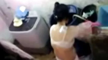 In deutshe porn einem feuchten Keller organisierten drei Lesben Dominanz- und Demütigungsspiele