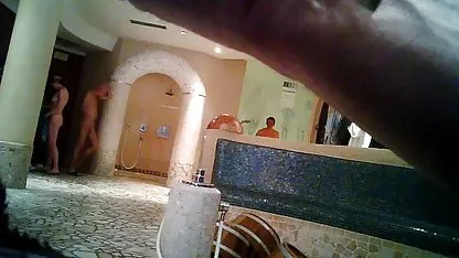Alice lutscht ihrem Freund fleißig deutsche private sexvideos den Schwanz
