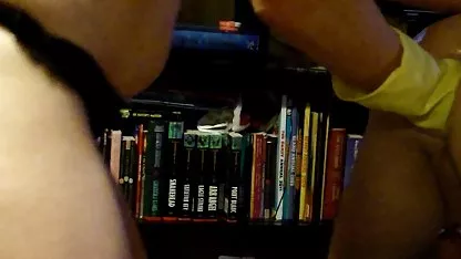 Das Mädchen machte gekonnt einen coolen Blowjob für einen schwarzen german older porn Mann