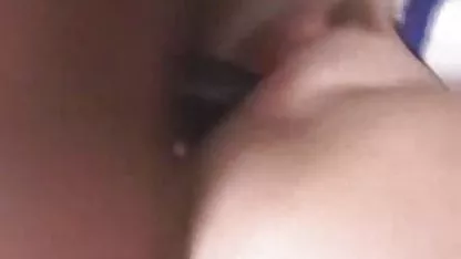Brünette free porn german tube zeigt, wie man Manda masturbiert