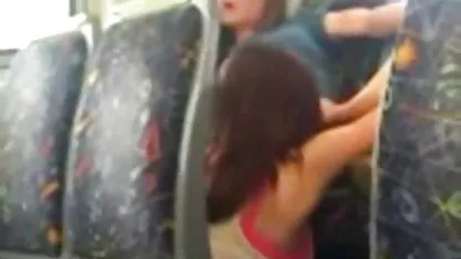 Alma hat einen german mom porn tube Arsch entwickelt und darin gefickt