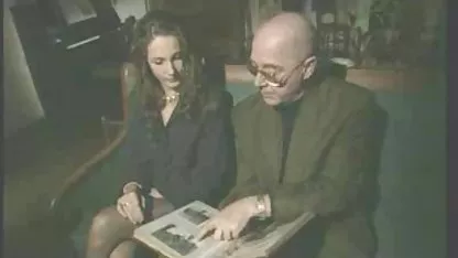 Angela legte www deutsche fickfilme de eine dünne Hand in die enge Muschi ihrer Freundin