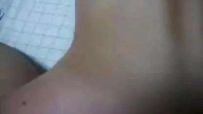 Ein Typ bittet einen schönen Asiaten, seine erotischen Fantasien deutscher pornodreh zu erfüllen