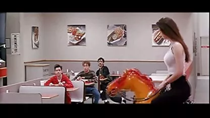 Mädchen german strip porn mit kleinen Titten poliert den Schwanz eines reifen Mannes