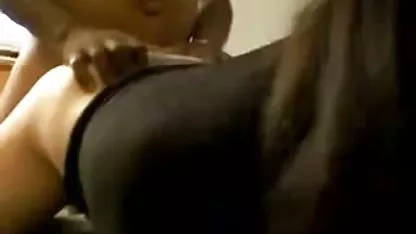 Redhead Aurora deutsche porn videos ließ ihre Beine lecken