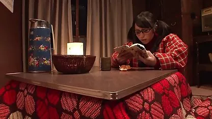 Sarah mit dem Freund hat sich hinter free amateur german porn dem Kamin versteckt und schnell gefickt