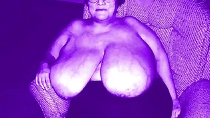 Erfahrene Schlampe sehnt sich nach einem jungen Liebhaber deutsche porn videos